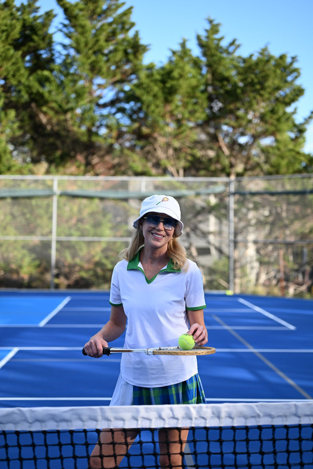 THE TENNIS BUCKET HAT